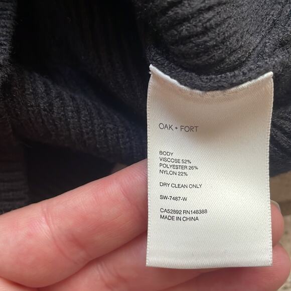 OAK + FORT SWEETHEART NECKLINE TOP - Picture 14 of 15